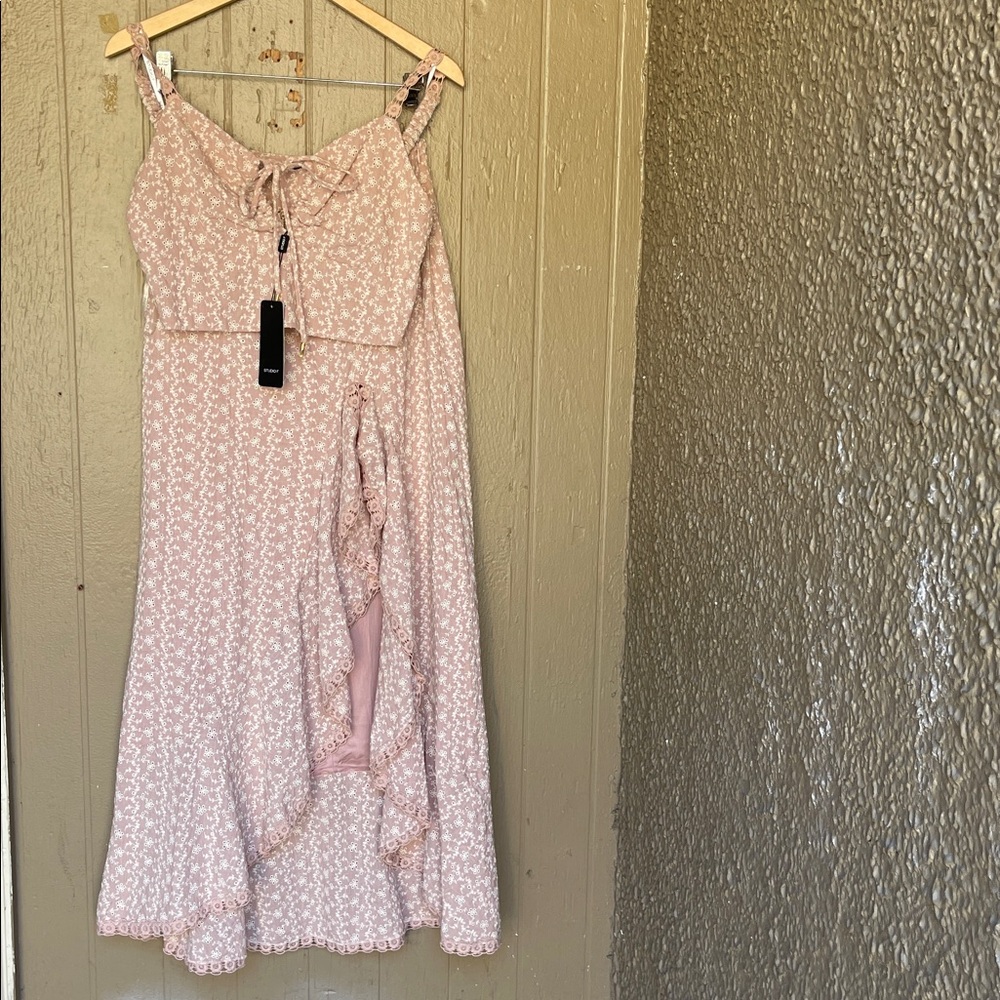 Studio F cotton eyelet floral embroidered skirt and top set size 4